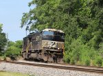 NS 1811 leads train 350 around the curve at Fetner